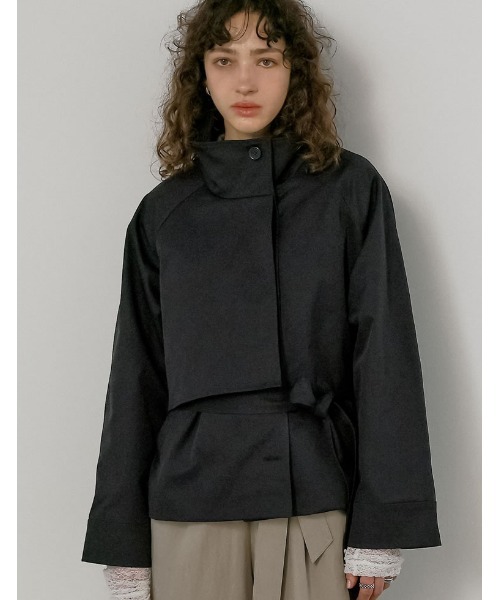 Re:EDIT（リエディ）の「[2026S/S COLLECTION]スタンドカラーミドル丈トレンチコート（トレンチコート・レディース・ブラック/アイボリー/カーキ/ベージュ・MEDIUM/LARGE）」の10枚目の写真