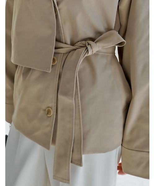 Re:EDIT（リエディ）の「[2026S/S COLLECTION]スタンドカラーミドル丈トレンチコート（トレンチコート・レディース・ブラック/アイボリー/カーキ/ベージュ・MEDIUM/LARGE）」の14枚目の写真