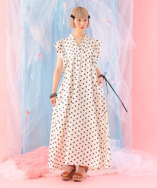 CAROLINA GLASER（カロリナ グレイサー）の「フリルスリーブ Vネック ロングワンピース（ワンピース・レディース・ドット/ブラック・M/S）」の2枚目の写真