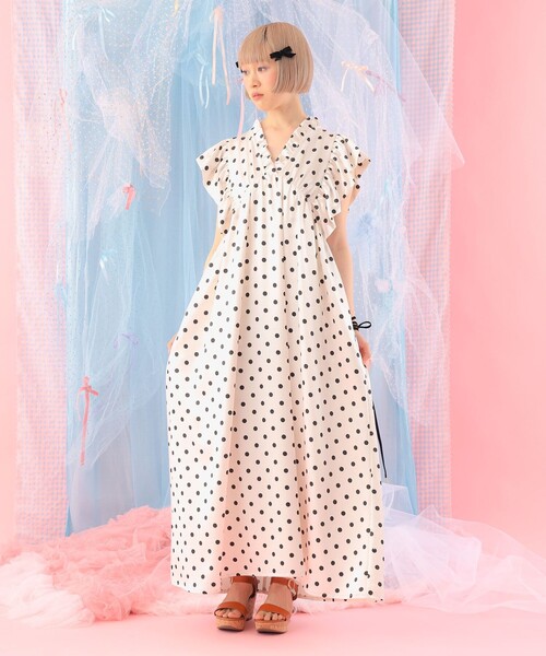 CAROLINA GLASER（カロリナ グレイサー）の「フリルスリーブ Vネック ロングワンピース（ワンピース・レディース・ドット/ブラック・M/S）」の11枚目の写真