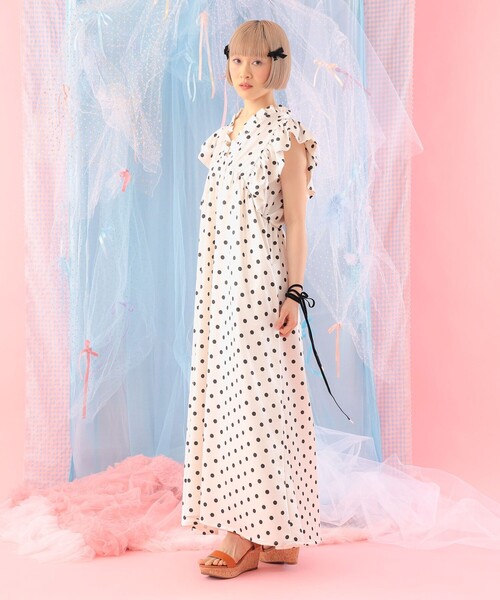 CAROLINA GLASER（カロリナ グレイサー）の「フリルスリーブ Vネック ロングワンピース（ワンピース・レディース・ドット/ブラック・M/S）」の13枚目の写真