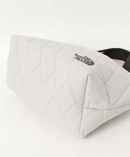 THE NORTH FACE(ザノースフェイス)の「ザ ノース フェイス THE NORTH FACE Geoface Box Tote ジオフェイスボックストート(トートバッグ・メンズ・その他・ONE SIZE)」の4枚目の写真
