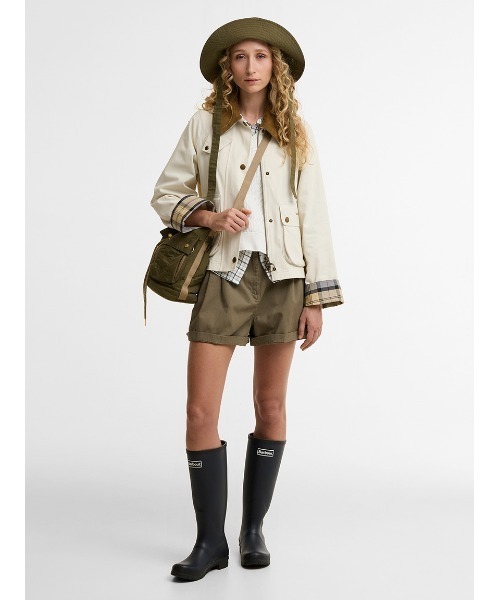 Barbour(バブアー)の「CROPPED BEADNELL / クロップド ビードネル カジュアルジャケット(レディース)(ブルゾン・レディース・パープル/クリーム/オリーブ/ピンク・10/8)」の5枚目の写真
