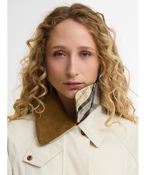 Barbour(バブアー)の「CROPPED BEADNELL / クロップド ビードネル カジュアルジャケット(レディース)(ブルゾン・レディース・パープル/クリーム/オリーブ/ピンク・10/8)」の8枚目の写真