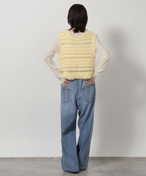 LAKOLE（ラコレ）の「チュールヤーンニットベスト / 657251（ベスト・レディース・アイボリー/イエロー/チャコール・FREE）」の9枚目の写真