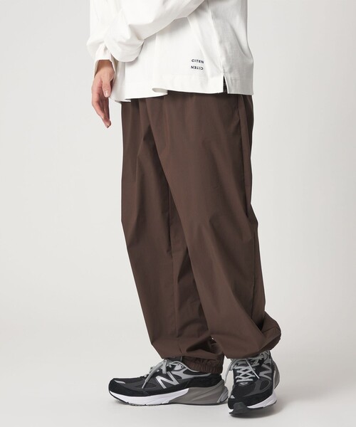 CITEN(シテン)の「<CITEN>イージートラックパンツ(その他パンツ・メンズ・ダークブラウン/ライトグレー/ブラック・L/M/S)」の3枚目の写真