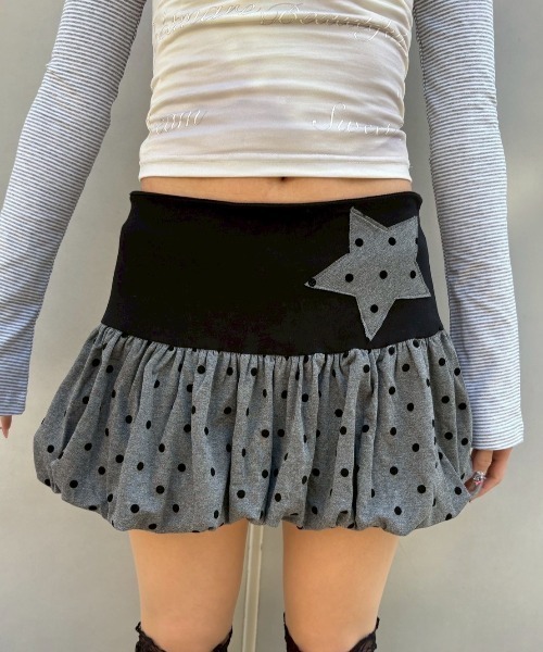 Never mind the XU(ネバーマインドザエックスユー)の「【Never mind the XU】star dot balloon skirt / 【ネバーマインド ザ エックスユー】スタードッドバルーンマイクロミニスカート(スカート・レディース・グレー・S)」の7枚目の写真