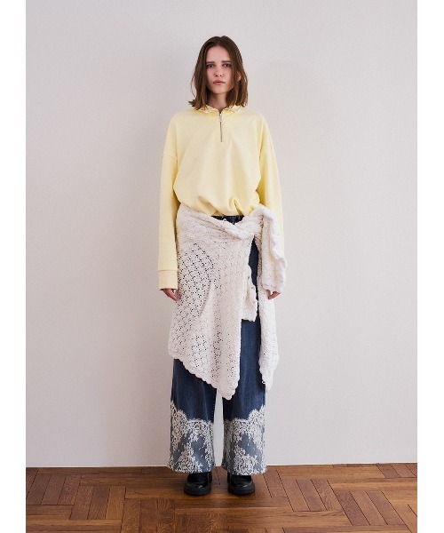 COEL（コエル）の「ハンドフラワービッグカーディガン（ニット/セーター・レディース・オフホワイト/ブラック・FREE）」の5枚目の写真