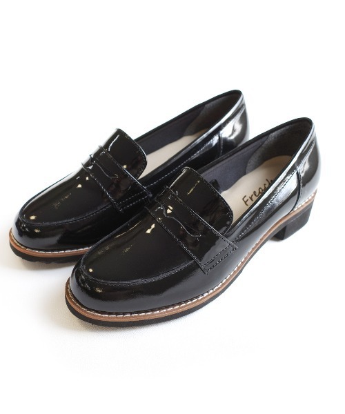 Pointer(shoes)(ポインター)の「【本革軽量】 定番ローファー(ローファー・レディース・ブラック系その他/ホワイト/ダークブラウン/ブラック・24.5cm/24cm/23.5cm/23cm/22.5cm/22cm)」の3枚目の写真