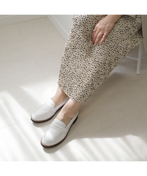 Pointer(shoes)(ポインター)の「【本革軽量】 定番ローファー(ローファー・レディース・ブラック系その他/ホワイト/ダークブラウン/ブラック・24.5cm/24cm/23.5cm/23cm/22.5cm/22cm)」の20枚目の写真