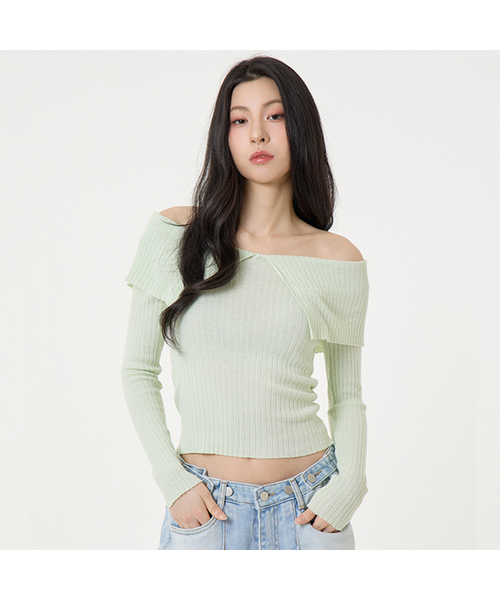UNKNOWN PLANET(アンノウンプラネット)の「ラッフルボートネックロングスリーブニットトップグリーン(ニット/セーター・レディース・その他・FREE)」の1枚目の写真