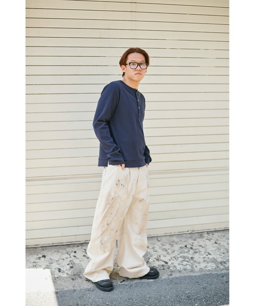 CONZ(コンズ)の「paint curved jeans/ワイドパンツ/バルーンシルエット/NVRFR/ペイント(デニムパンツ・メンズ・アイボリー・3/2/1)」の8枚目の写真