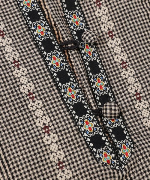 SUGARHILL(シュガーヒル)の「TYROL DOBBY SHIRT(シャツ/ブラウス・メンズ・ブラック・1/2)」の5枚目の写真