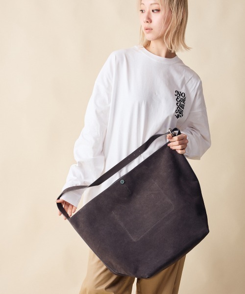 rehacer（レアセル）の「rehacer : Bucket Leather  Bag / バケット レザーバッグ（ショルダーバッグ・レディース・チャコールグレー・FREE）」の5枚目の写真