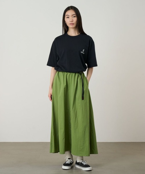 Gramicci(グラミチ)の「Gramicci/グラミチ NYLON FLARE SKIRT ロングスカート(スカート・レディース・ブラック/アイボリー/ブラウン/ライトグリーン/ダークネイビー・S/M/L)」の14枚目の写真