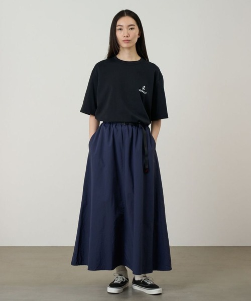 Gramicci(グラミチ)の「Gramicci/グラミチ NYLON FLARE SKIRT ロングスカート(スカート・レディース・ブラック/アイボリー/ブラウン/ライトグリーン/ダークネイビー・S/M/L)」の18枚目の写真