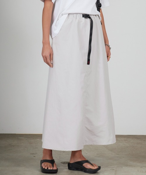 Gramicci(グラミチ)の「Gramicci/グラミチ NYLON FLARE SKIRT ロングスカート(スカート・レディース・ブラック/アイボリー/ブラウン/ライトグリーン/ダークネイビー・S/M/L)」の21枚目の写真