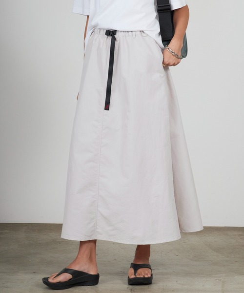 Gramicci(グラミチ)の「Gramicci/グラミチ NYLON FLARE SKIRT ロングスカート(スカート・レディース・ブラック/アイボリー/ブラウン/ライトグリーン/ダークネイビー・S/M/L)」の22枚目の写真