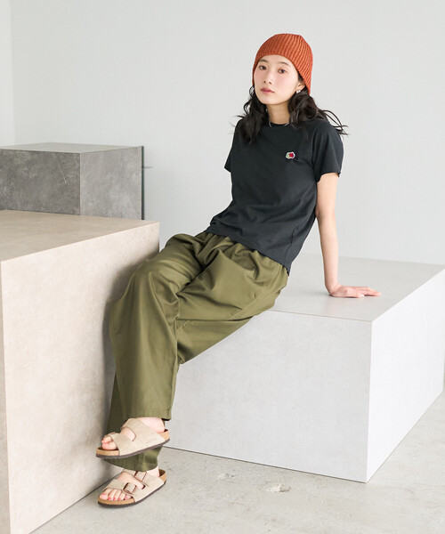 FREAK'S STORE（フリークスストア）の「FRUIT OF THE LOOM × FREAK'S STORE/フルーツオブザルーム 別注 ベーシック半袖Tシャツ（Tシャツ/カットソー・レディース・オフホワイト/ネイビー/レッド/ブラウン/ブラック・MEDIUM/SMALL）」の20枚目の写真