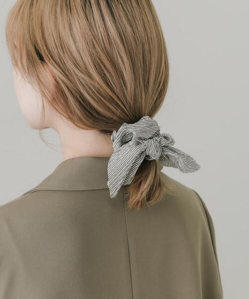 SMELLY(スメリー)の「ストライプリボンシュシュ(シュシュ・レディース・ブラック系その他・-)」の3枚目の写真