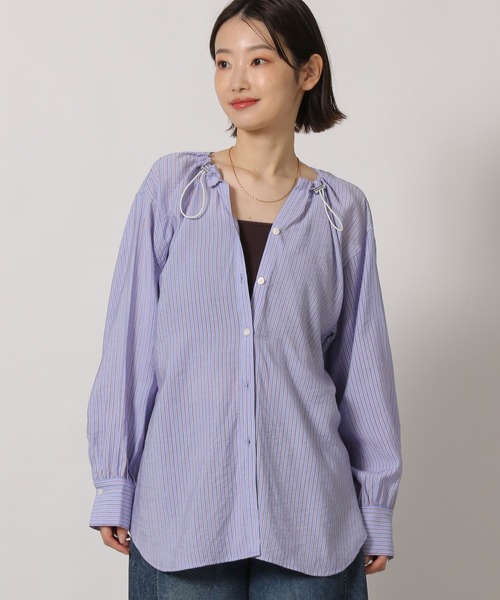 LAKOLE（ラコレ）の「ドロストシアーブラウス / 659839（シャツ/ブラウス・レディース・ブラック/イエロー/ブルー系その他/グリーン系その他・FREE）」の3枚目の写真