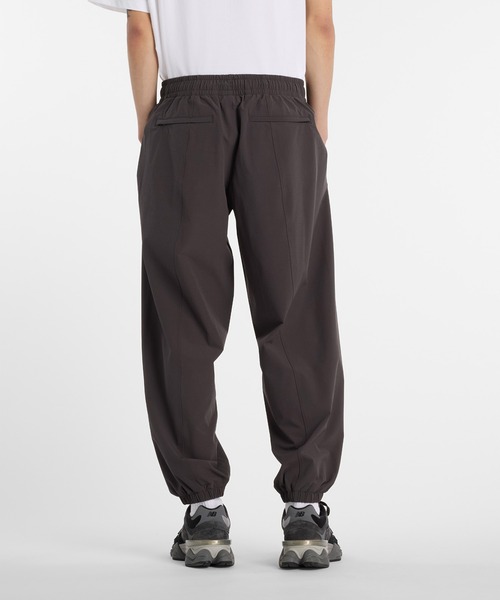NEW BALANCE(ニューバランス)の「NB GREY ジョガーパンツ(スウェットパンツ・メンズ・グリーン/スミクロ/ベージュ・SMALL/MEDIUM/LARGE/X-LARGE/XX-LARGE)」の5枚目の写真