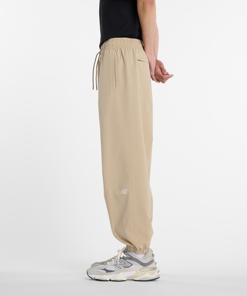 NEW BALANCE(ニューバランス)の「NB GREY ジョガーパンツ(スウェットパンツ・メンズ・グリーン/スミクロ/ベージュ・SMALL/MEDIUM/LARGE/X-LARGE/XX-LARGE)」の9枚目の写真