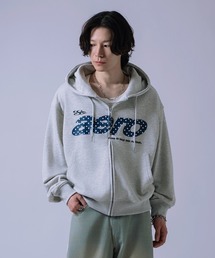 総柄ロゴ ZIPパーカー