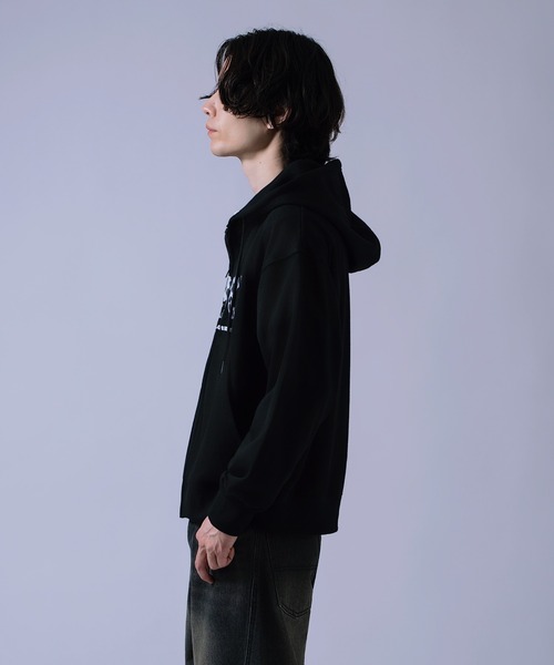 improves(インプローブス)の「総柄ロゴ ZIPパーカー(パーカー・メンズ・ブラック/ピンク/グレー・LARGE/MEDIUM)」の5枚目の写真