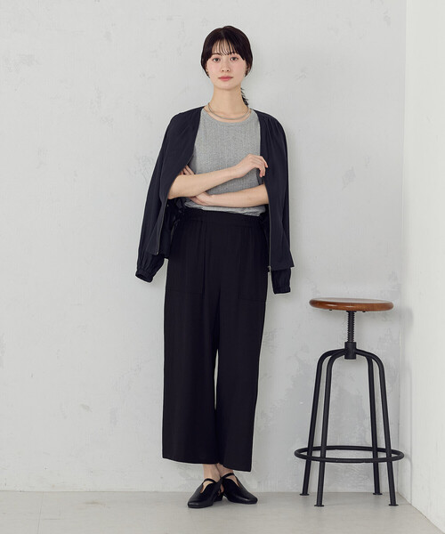 COMME CA ISM（コムサイズム）の「Vネック シアーブルゾン（ブルゾン・レディース・キャメル/ベージュ/ネイビー・LARGE/MEDIUM）」の12枚目の写真