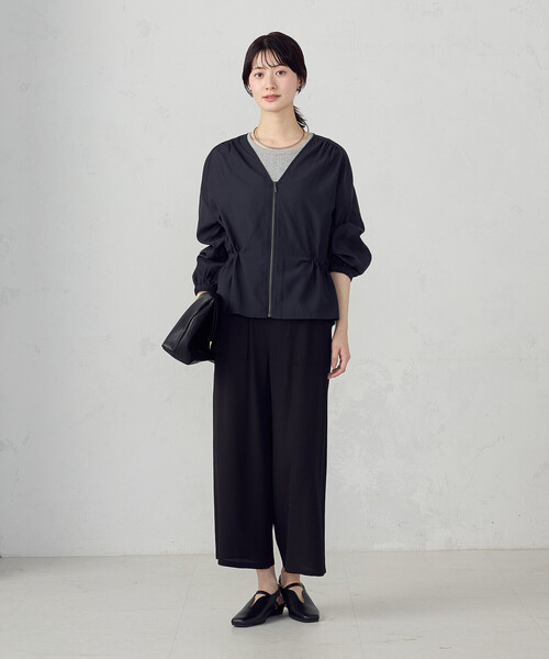 COMME CA ISM（コムサイズム）の「Vネック シアーブルゾン（ブルゾン・レディース・キャメル/ベージュ/ネイビー・LARGE/MEDIUM）」の13枚目の写真