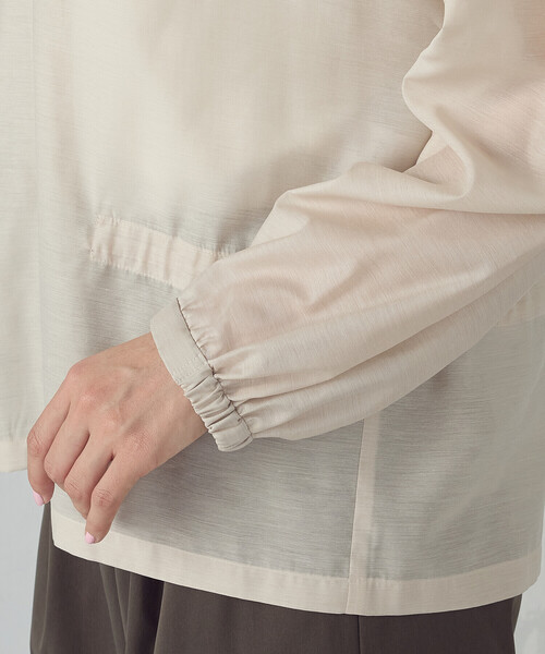 COMME CA ISM（コムサイズム）の「Vネック シアーブルゾン（ブルゾン・レディース・キャメル/ベージュ/ネイビー・LARGE/MEDIUM）」の20枚目の写真
