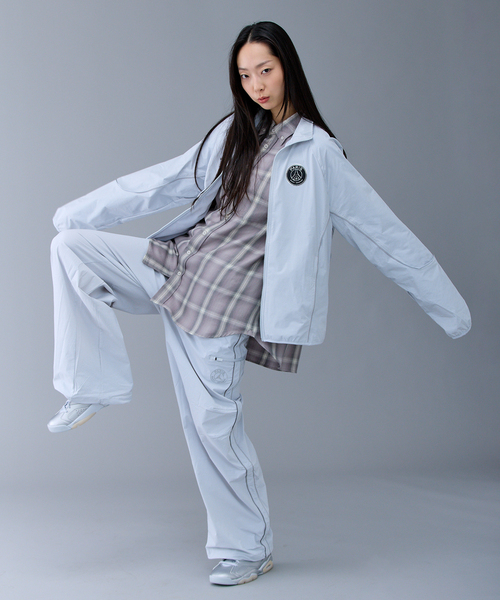 JORDAN BRAND(ジョーダンブランド)の「【NIKE / ナイキ】M J DF JAM ANTHEM JKT PSG(その他アウター・メンズ・グレー・X-LARGE/LARGE/MEDIUM/SMALL/XX-LARGE)」の5枚目の写真