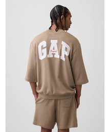 GAP（ギャップ）の「オーバーサイズ GAPロゴ フレンチテリーTシャツ（スウェット）」