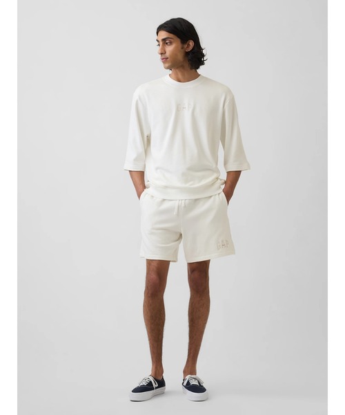 GAP（ギャップ）の「オーバーサイズ GAPロゴ フレンチテリーTシャツ（スウェット・メンズ・オフホワイト/ネイビー/ブラウン/ブラック・XS/L/M/S/XL）」の5枚目の写真