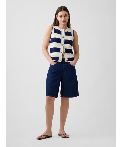 GAP(ギャップ)の「ノースリーブ ボタンアップ セーター(ベスト・レディース・ホワイト×ネイビー・L/M/XS/XXS)」の3枚目の写真