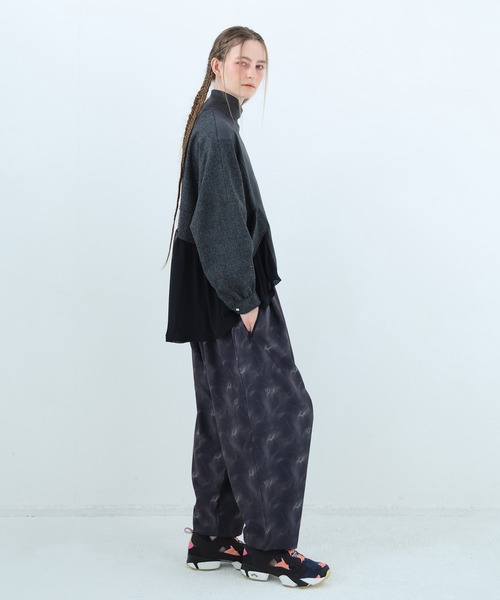 BEDSIDEDRAMA(ベットサイドドラマ)の「Daydream Photo Wide Pants(その他パンツ・レディース・ブラック/グレー・2/1)」の6枚目の写真