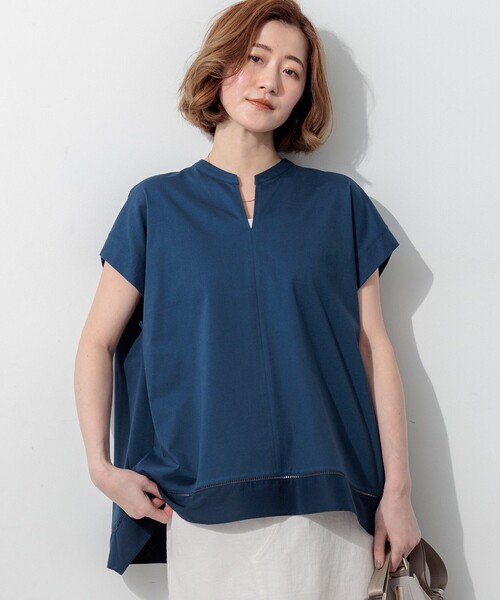 23区 L(ニジュウサンクオオキイサイズ)の「ラダーレースジャージー ハンカチーフヘム カットソー(Tシャツ/カットソー・レディース・ブラック系/ダルブルー系/ライトイエロー系/ホワイト系/ダークブラウン系・44/46)」の4枚目の写真