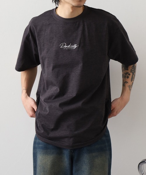FUNALIVE（ファンアライブ）の「ワンポイント刺繍 ストレッチT 接触冷感 吸水速乾 UVカット（Tシャツ/カットソー・メンズ・ホワイト/ライトブラック/スミクロ/ブラック系その他2/ブラック/ホワイト系その他2/ネイビー系/ネイビー系2・M/L/LL）」の5枚目の写真
