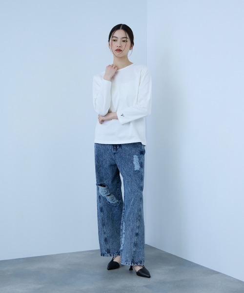 VICKY(ビッキー)の「【シーズンレス】袖刺繍コットンプルオーバー(Tシャツ/カットソー・レディース・オフホワイト/ネイビー/ライトグレー/ブラック・M)」の20枚目の写真