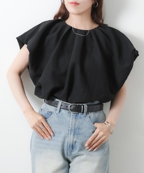Riberry（リベリー）の「フレンチスリーブタックバルーンブラウス（シャツ/ブラウス・レディース・ベージュ/オフホワイト/ブラック・MEDIUM）」の7枚目の写真