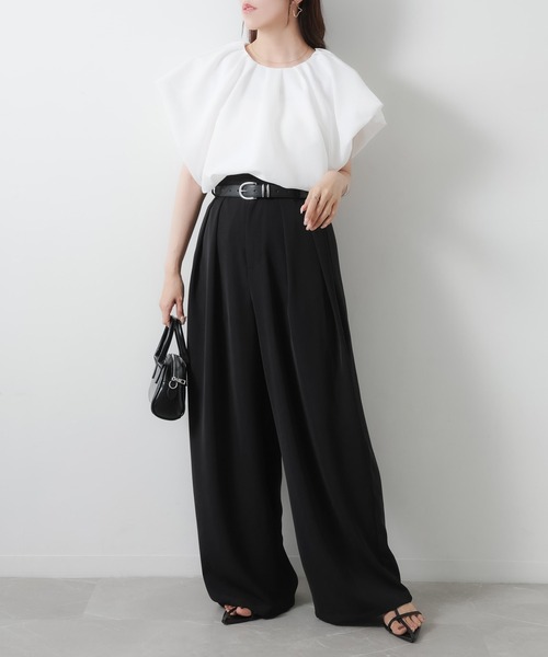 Riberry（リベリー）の「フレンチスリーブタックバルーンブラウス（シャツ/ブラウス・レディース・ベージュ/オフホワイト/ブラック・MEDIUM）」の13枚目の写真