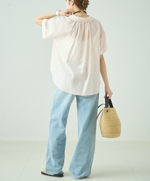 The Loom(ザ ルーム)の「The Loom/ザ ルーム BACK TUCK SHIRT シャツ TL18UO-WH11(シャツ/ブラウス・レディース・ベージュ/ホワイト・SMALL)」の7枚目の写真