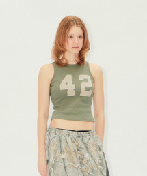 ERTR（イーアールティーアール）の「42 Sleeveless Khaki（Tシャツ/カットソー）」