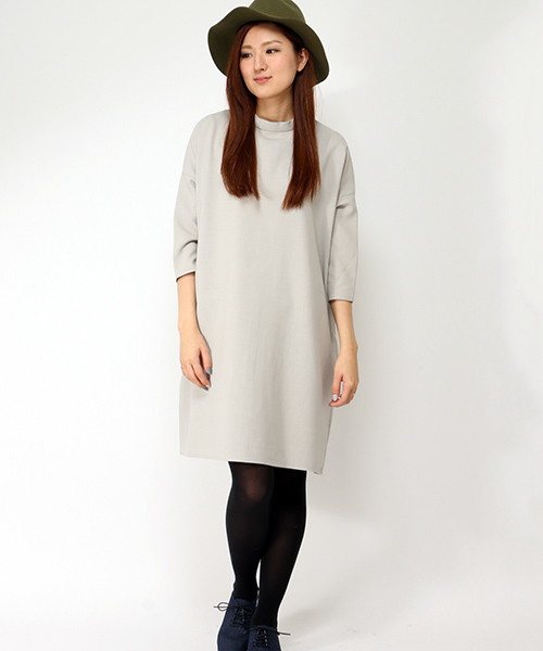 LBC（エルビーシー）の「ポリレーヨン2重織プチネックワンピース（ワンピース・レディース・ライトグレー/チャコールグレー/ダークブルー・MEDIUM/LARGE）」の2枚目の写真