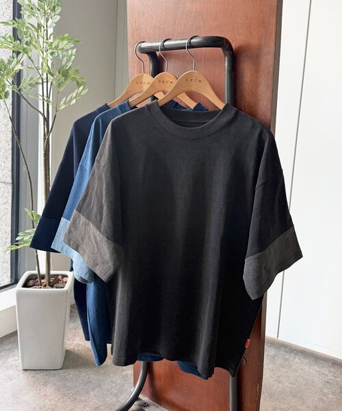 CPCM(シーピーシーエム)の「カットデニム袖配色T(Tシャツ/カットソー・レディース・ブルー/ブラック/ネイビー・MEDIUM/LARGE)」の2枚目の写真