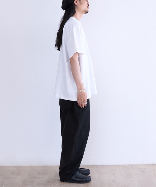 LES TIEN(レスティエン)の「LES TIEN OVERSIZED TEE (HV-2036J)(Tシャツ/カットソー・メンズ・ネイビー/ホワイト/ブラック系その他/ブラック・LARGE/MEDIUM)」の6枚目の写真