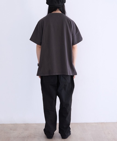 LES TIEN(レスティエン)の「LES TIEN OVERSIZED TEE (HV-2036J)(Tシャツ/カットソー・メンズ・ネイビー/ホワイト/ブラック系その他/ブラック・LARGE/MEDIUM)」の18枚目の写真