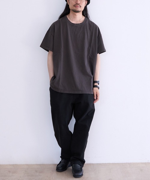 LES TIEN(レスティエン)の「LES TIEN OVERSIZED TEE (HV-2036J)(Tシャツ/カットソー・メンズ・ネイビー/ホワイト/ブラック系その他/ブラック・LARGE/MEDIUM)」の20枚目の写真