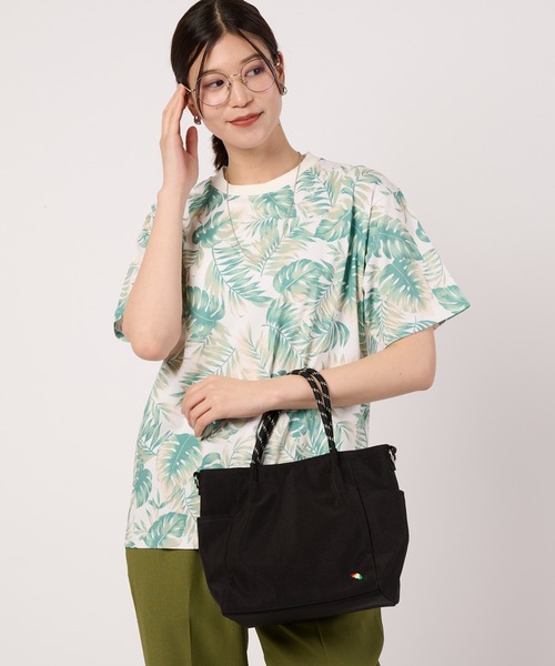 Arnold Palmer(アーノルドパーマー)の「シェア リゾート柄 Tシャツ(Tシャツ/カットソー・レディース・ブラウン系その他/グリーン系その他/ホワイト系その他/ブルー系その他・S/M/L/LL/XS)」の5枚目の写真